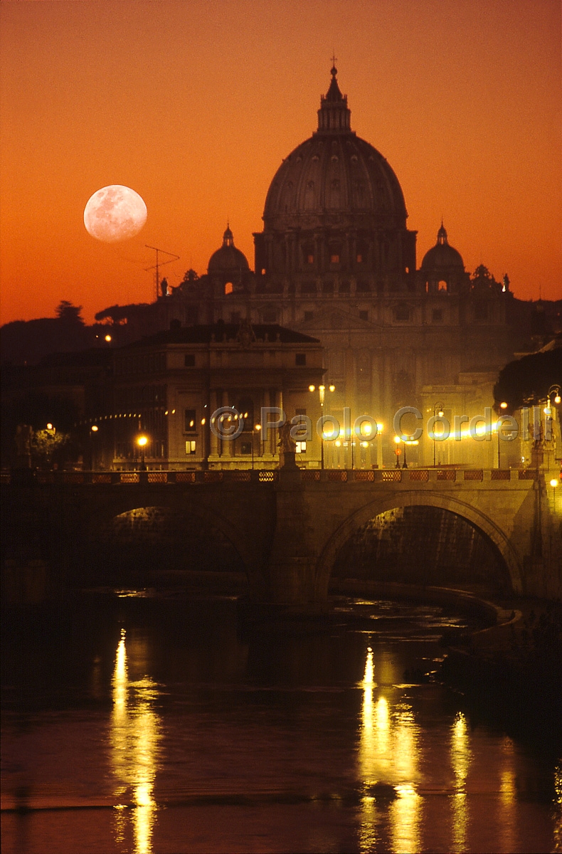 St. Peter's Basilica and Tiber River, Rome, Italy
 (cod:Rome 01)